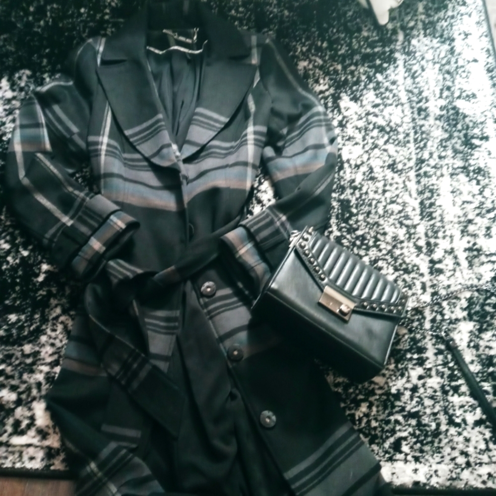 designer trench - Picture 4 of 10